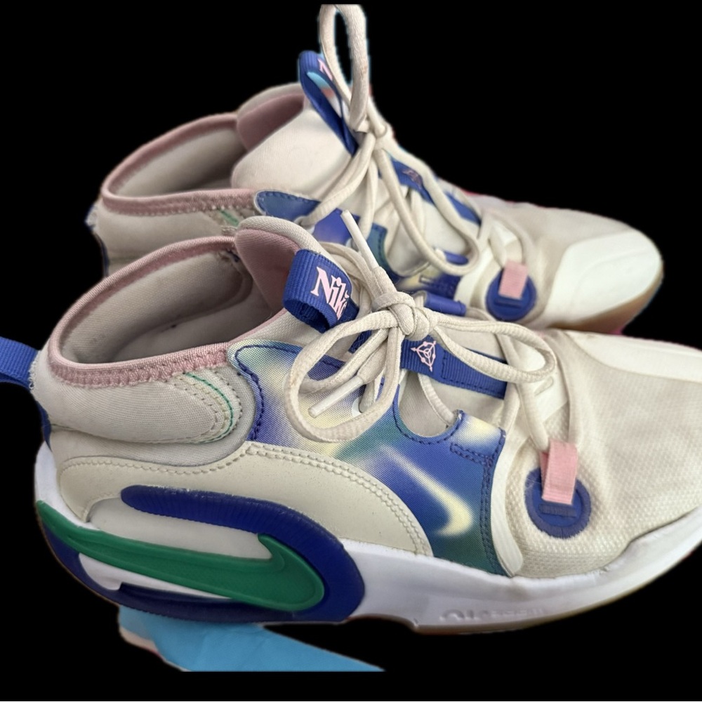 Nike Kids 7Y Multicolor Sneakers